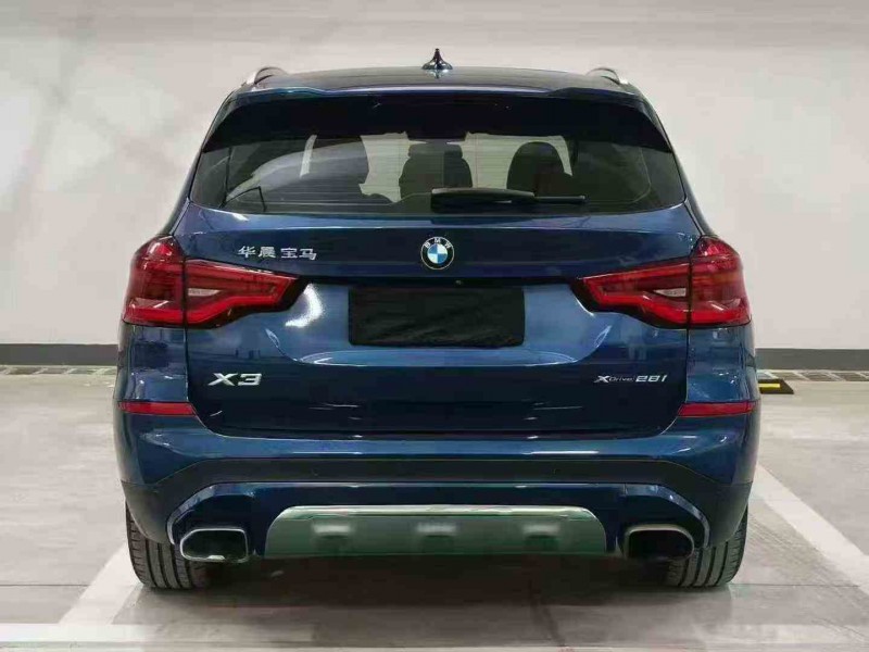 重庆19年宝马X39