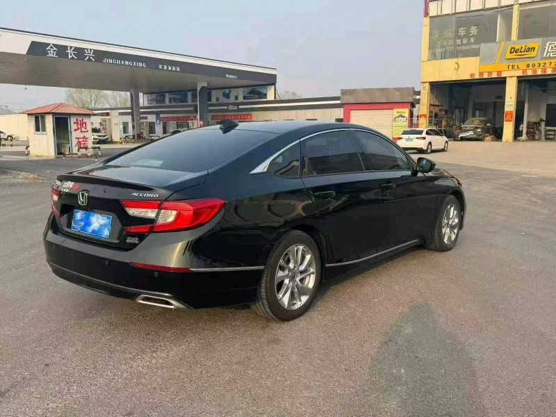 保定21年本田雅閣4