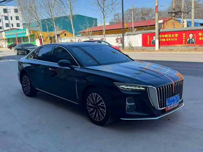 保定24年紅旗H52