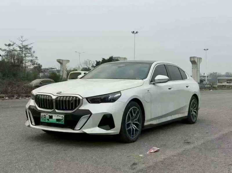 北海24年寶馬I52