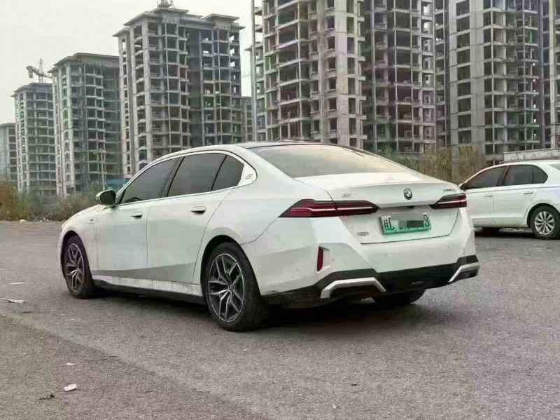 北海24年寶馬I57