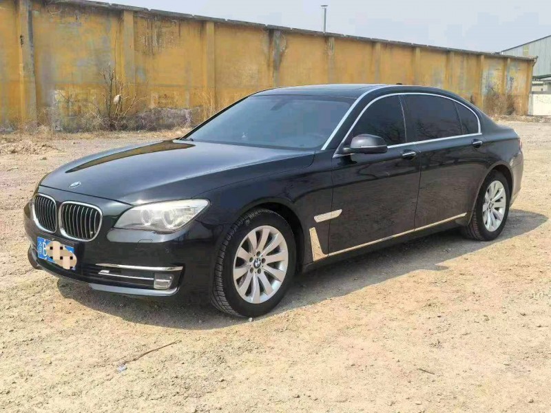 保定14年寶馬7系2