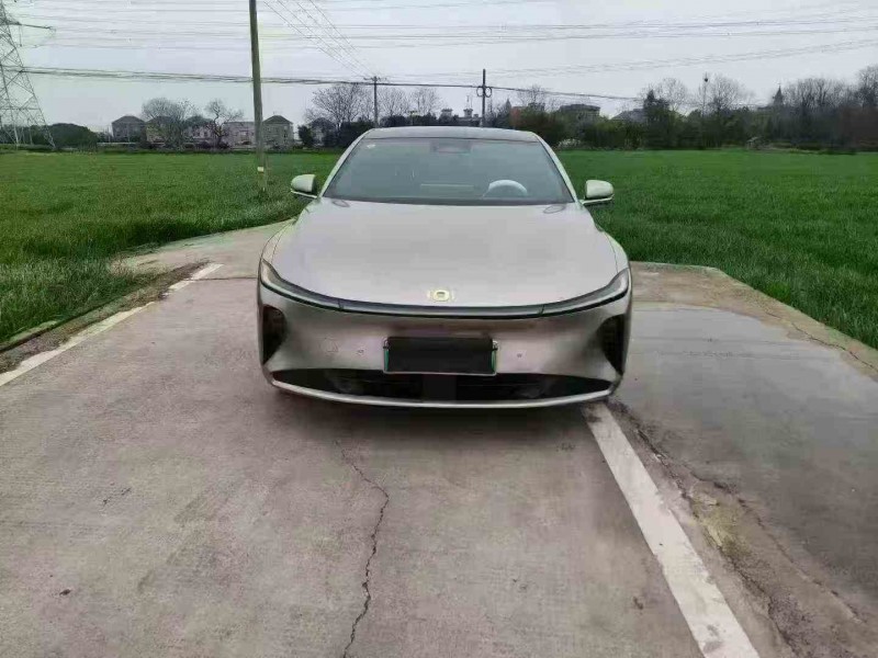 绍兴25年长安汽车启源1