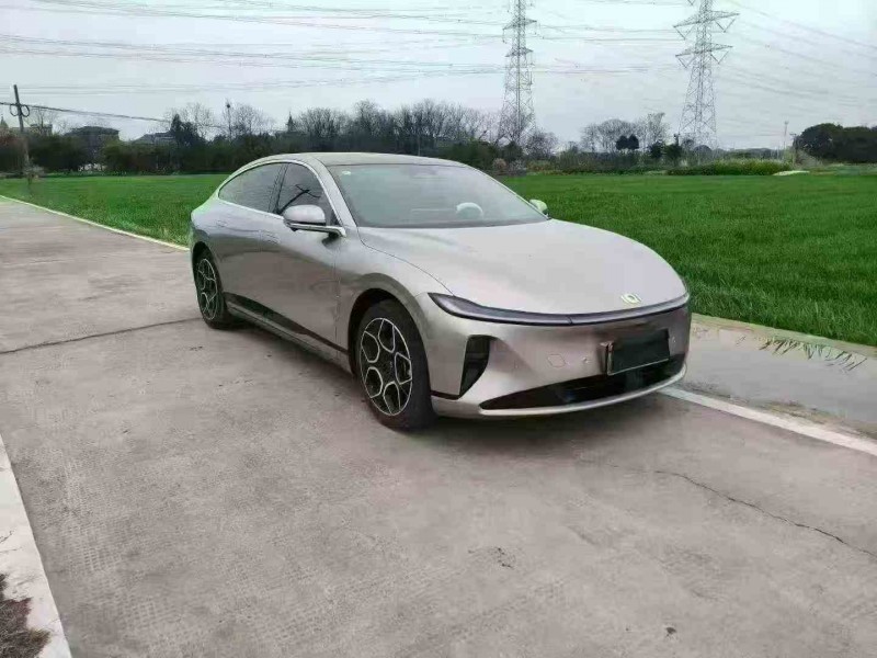 绍兴25年长安汽车启源3