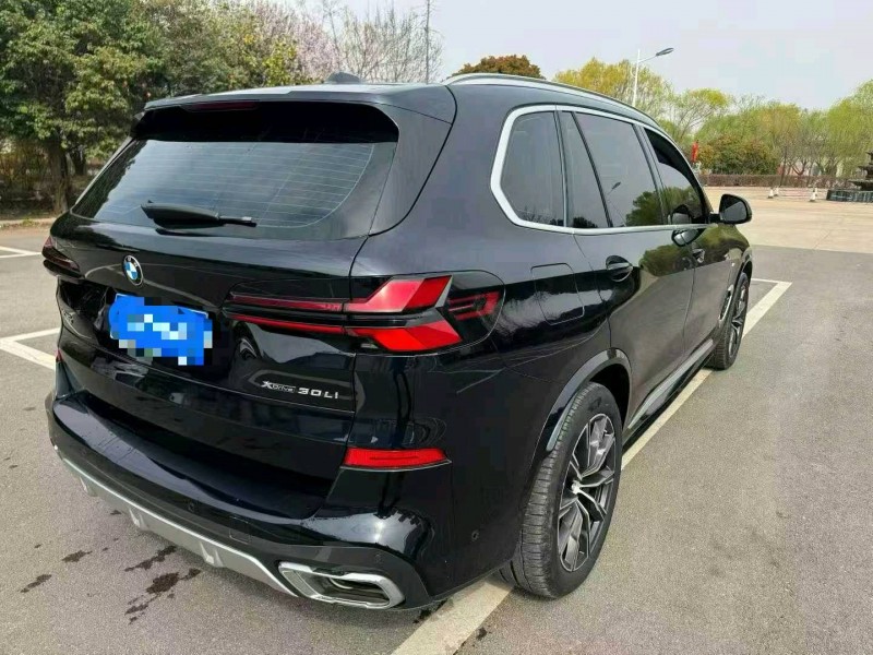 济宁24年宝马X58