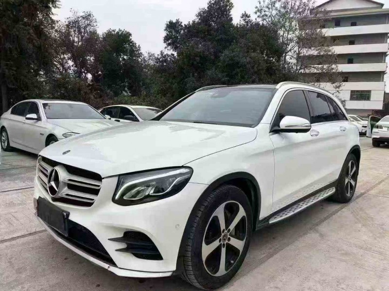 邵阳19年奔驰GLC2