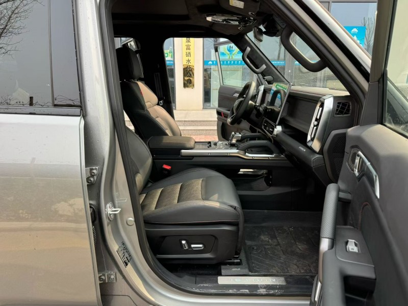 济宁24年奇瑞捷途4