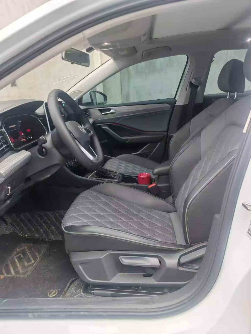 衢州25年大众朗逸5