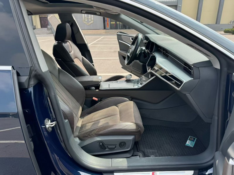 濟寧22年奧迪A7L5