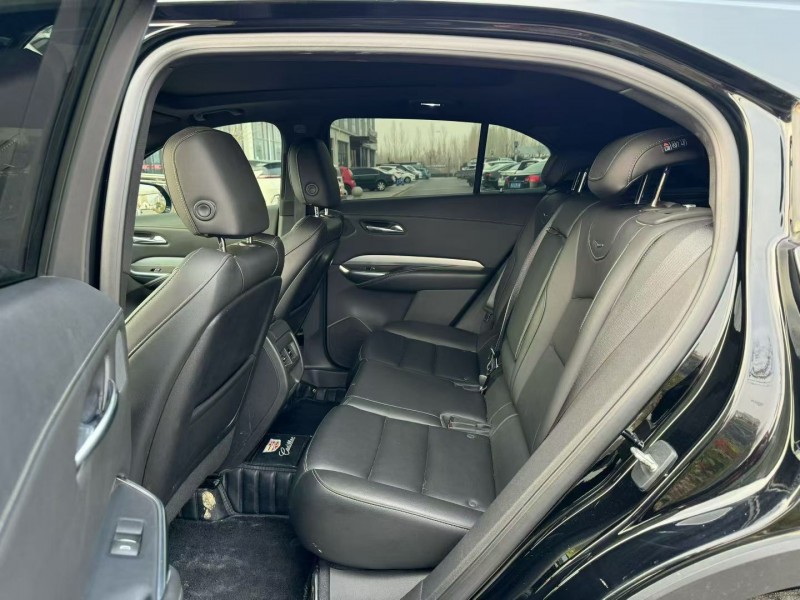 濟寧20年凱迪拉克XT43