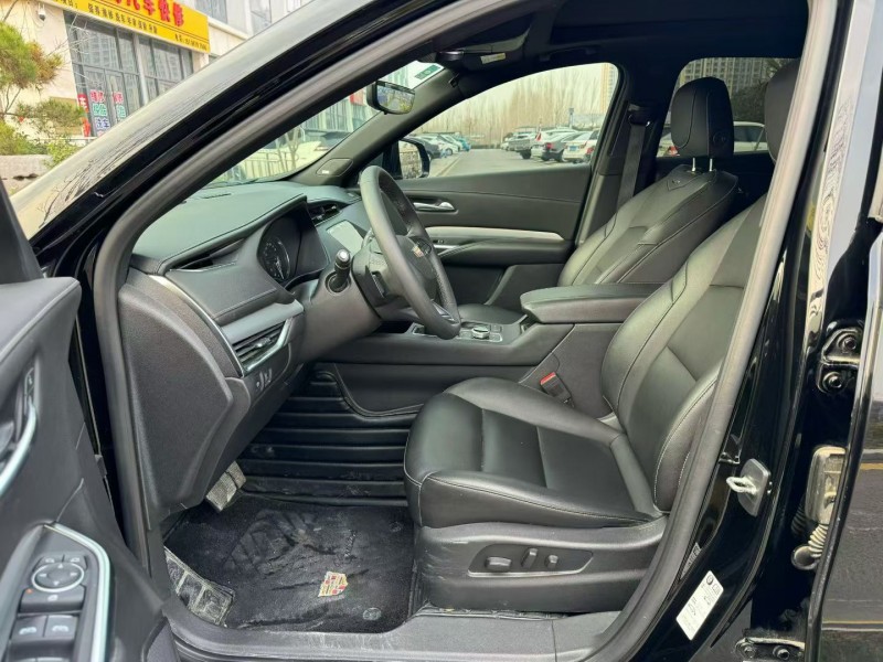 濟寧20年凱迪拉克XT46