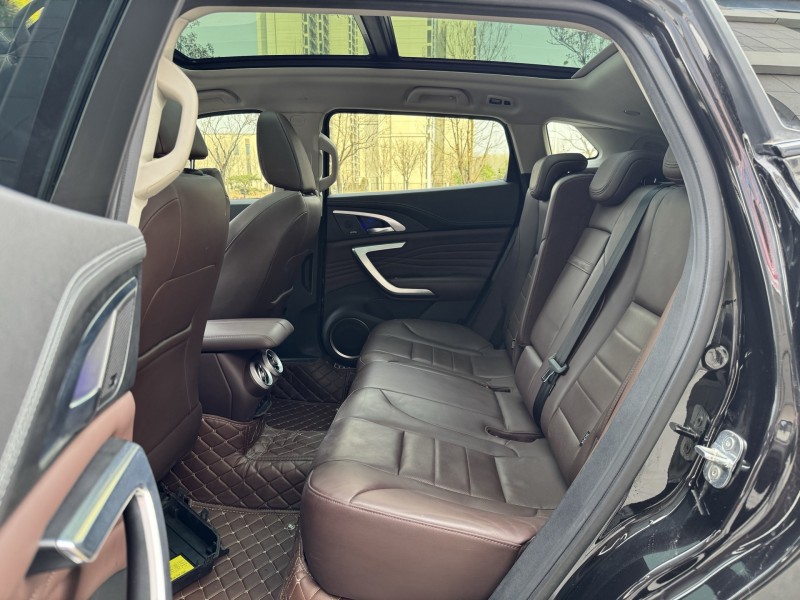 濟寧19年長城汽車魏牌6