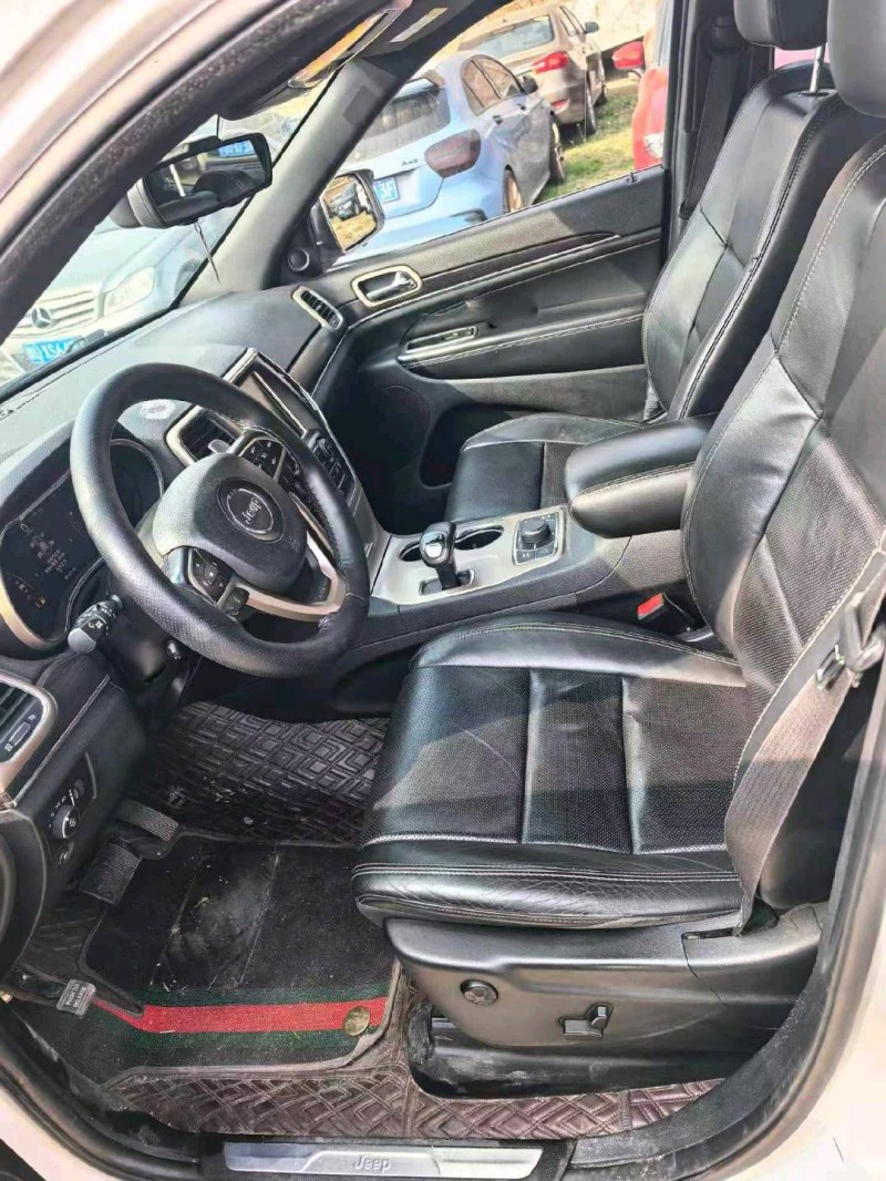 西安14年Jeep大切諾基5