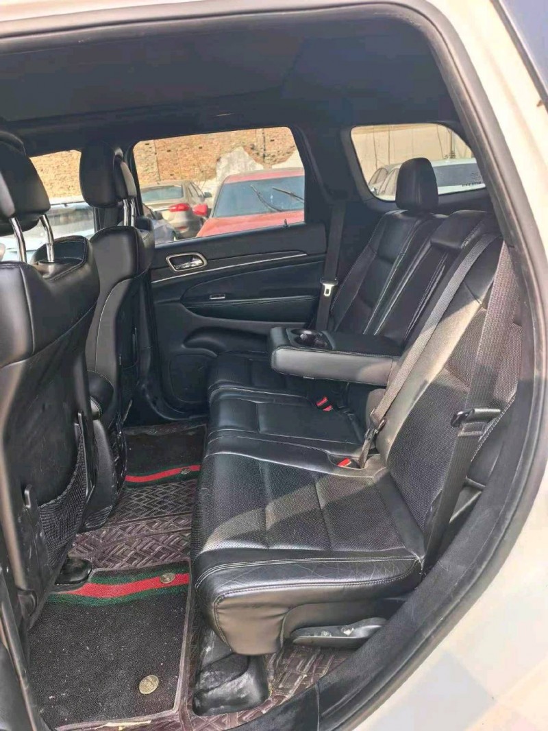 西安14年Jeep大切諾基6
