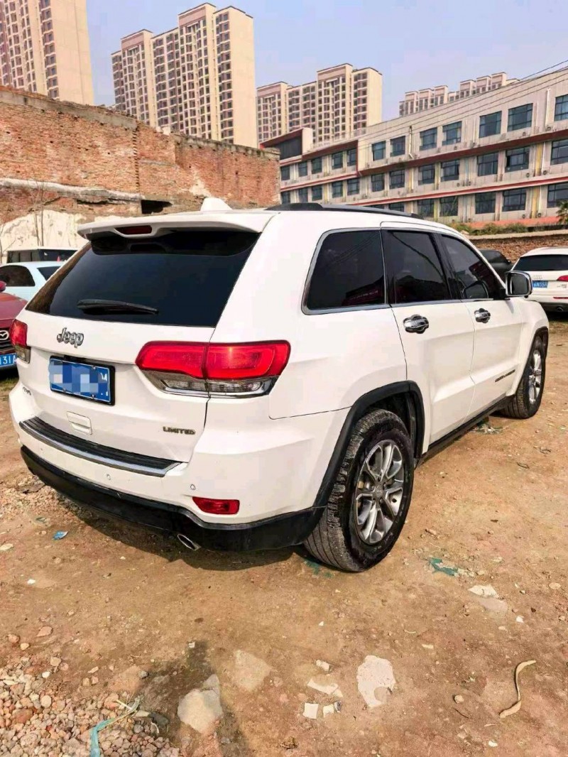 西安14年Jeep大切諾基8