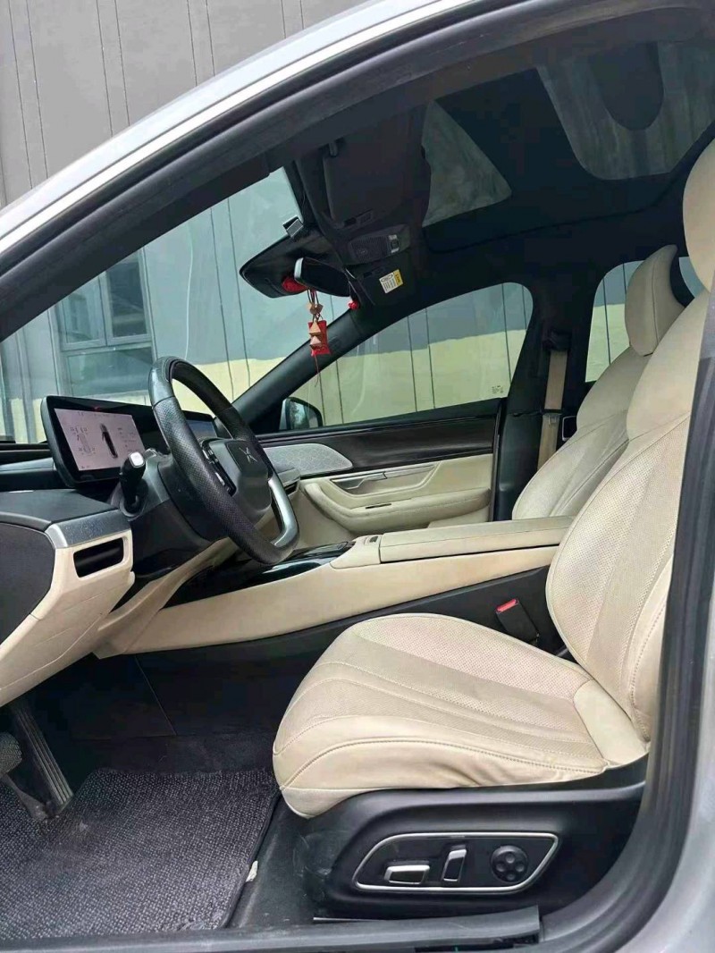 广州21年小鹏汽车p76