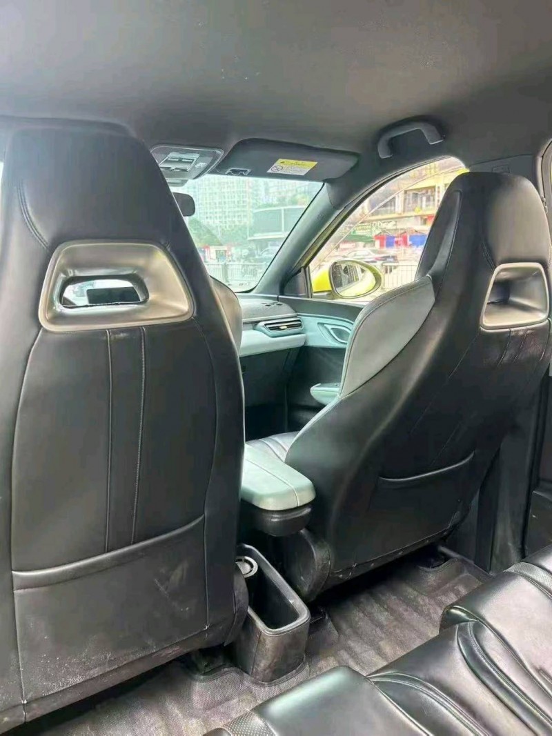 成都23年比亚迪海鸥4