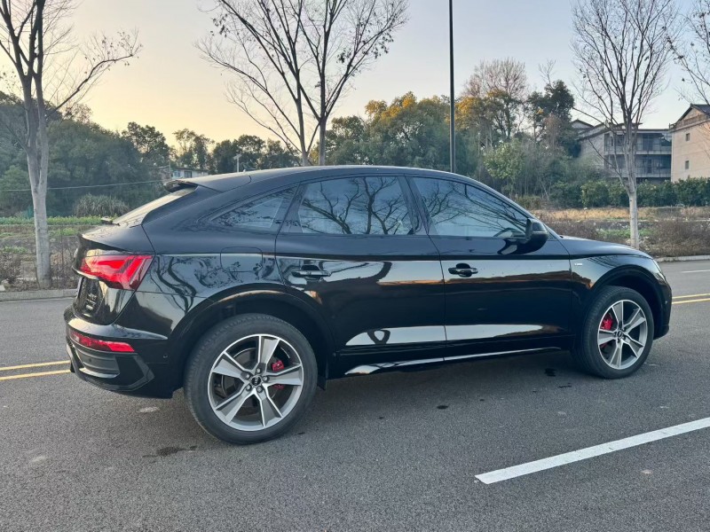 南昌23年奥迪Q58