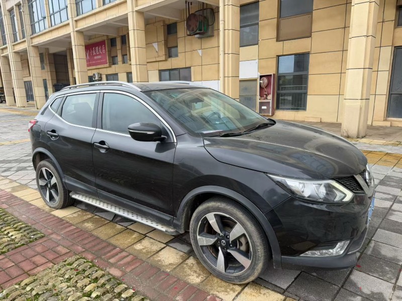 南昌19年日产逍客3