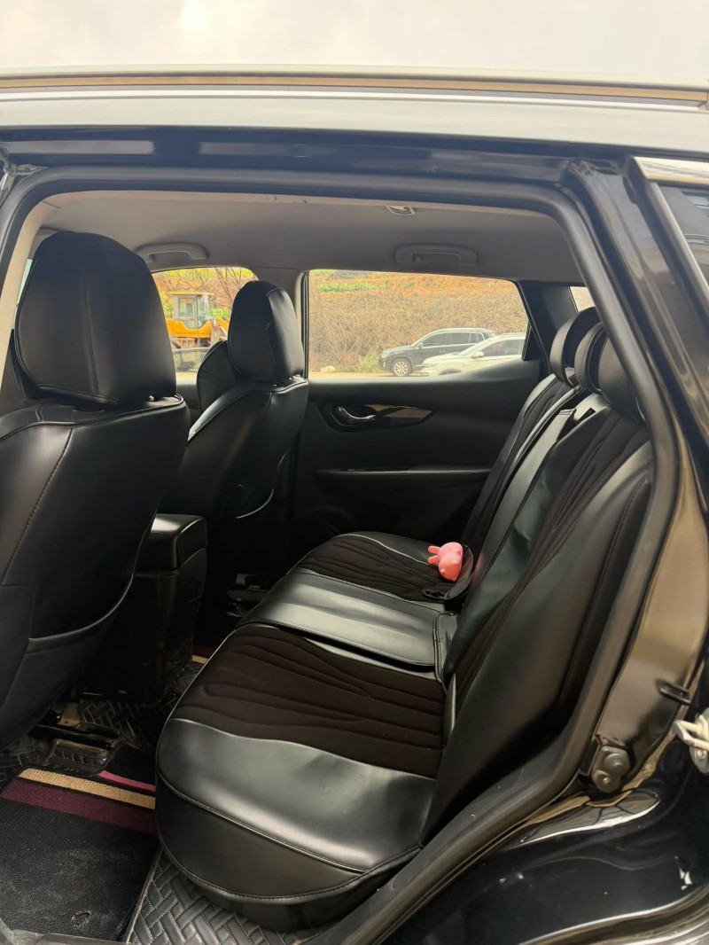 南昌19年日产逍客5