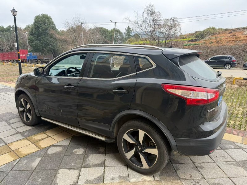 南昌19年日产逍客7