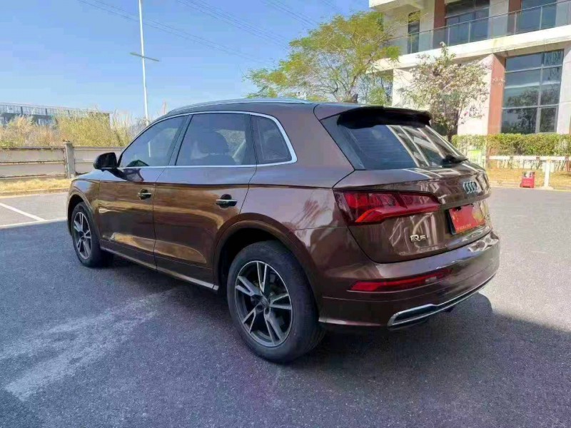 广州18年奥迪Q59