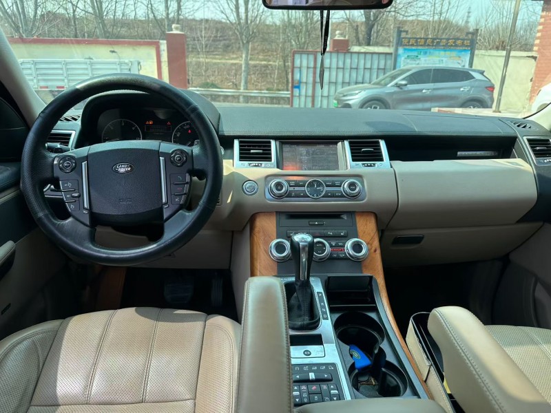 淄博12年路虎揽胜运动6