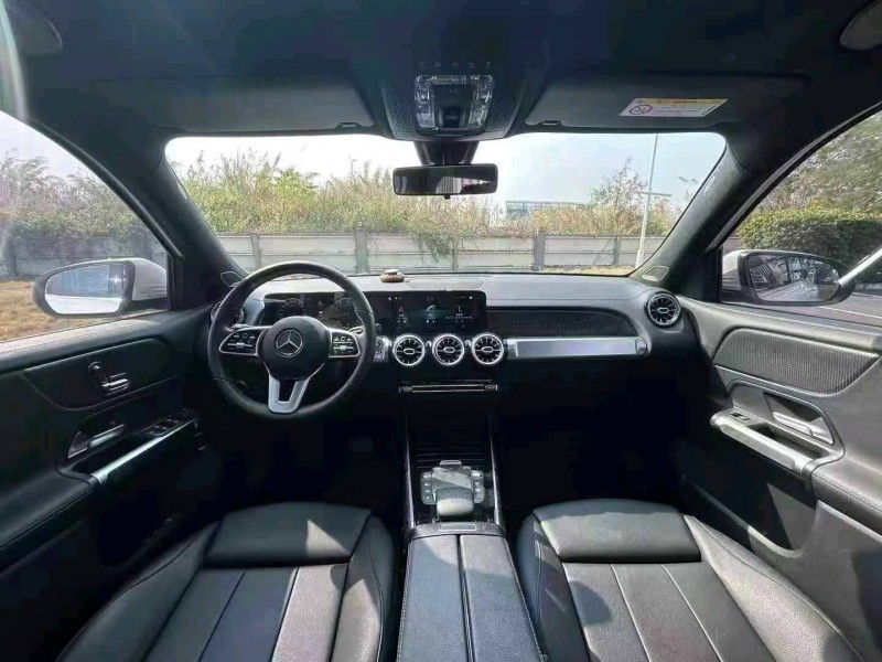 廣州21年奔馳GLB4