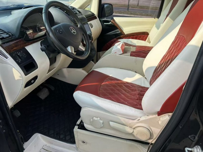 棗莊17年奔馳唯雅諾5