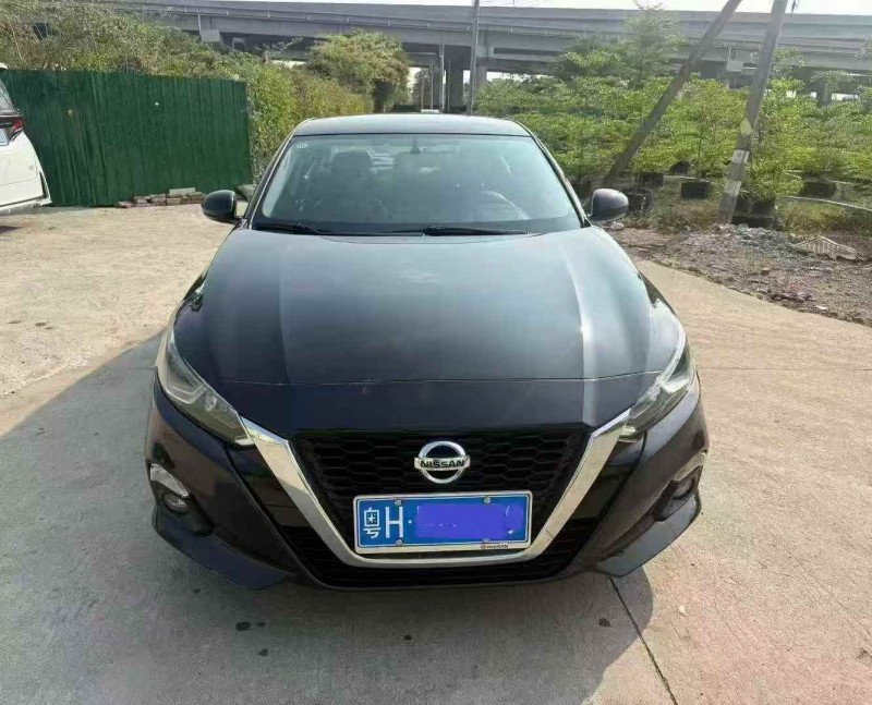 珠海21年日产天籁1