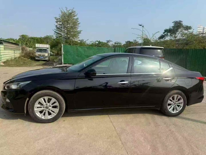 珠海21年日产天籁6