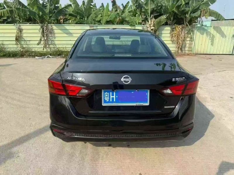 珠海21年日产天籁8