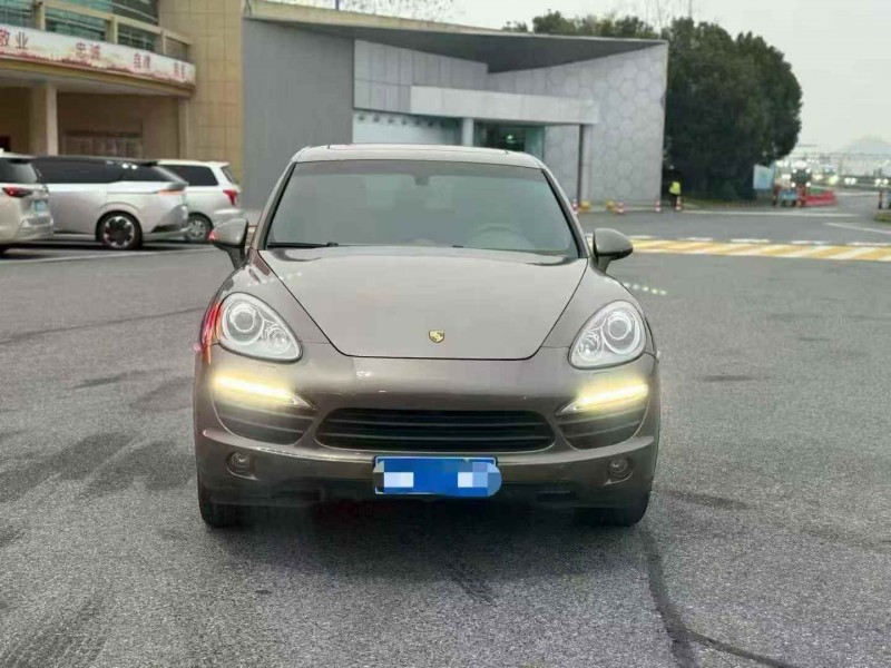 蚌埠13年保时捷卡宴1