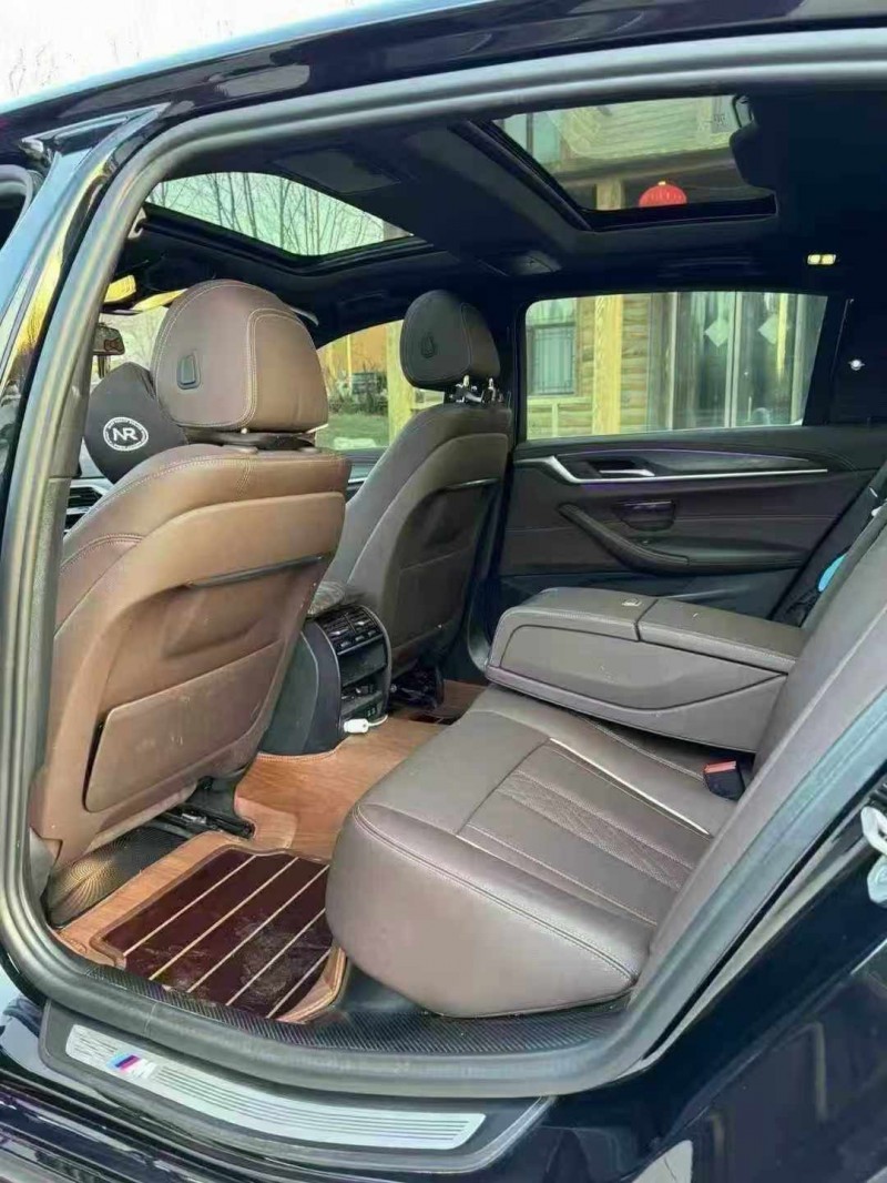 邢台21年宝马5系8