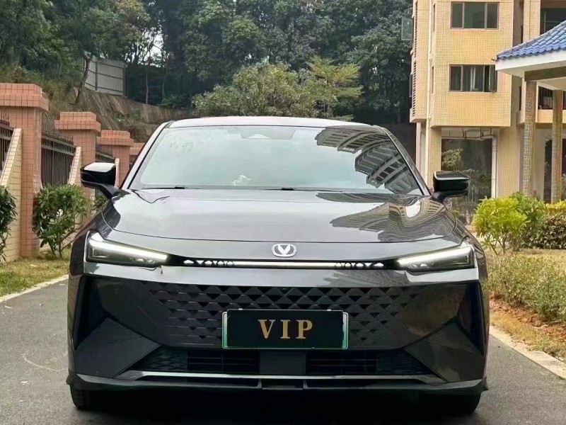 东莞25年长安汽车UNI1