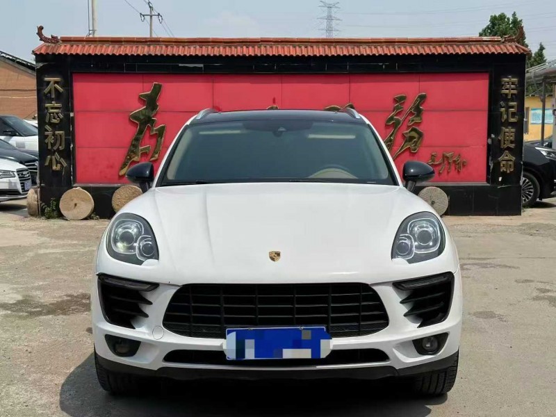 淄博17年保时捷Macan1