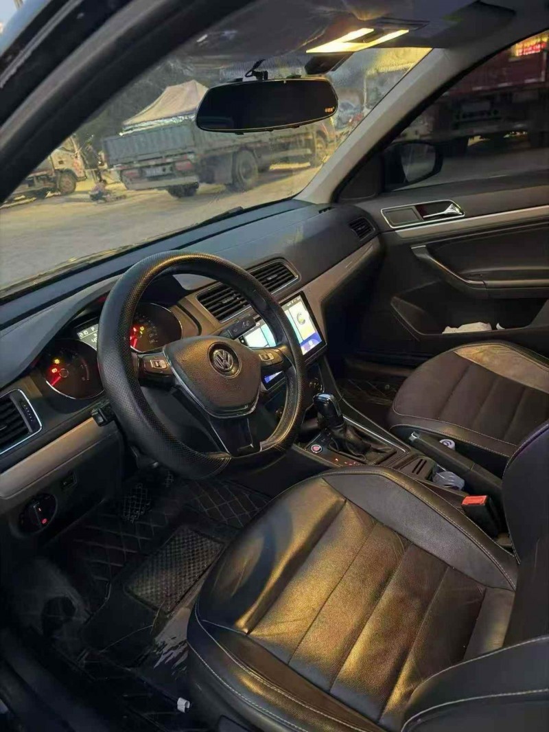 安庆17年大众朗逸4