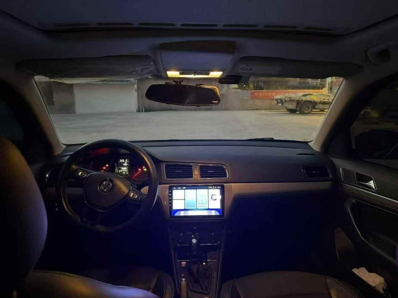 安庆17年大众朗逸6