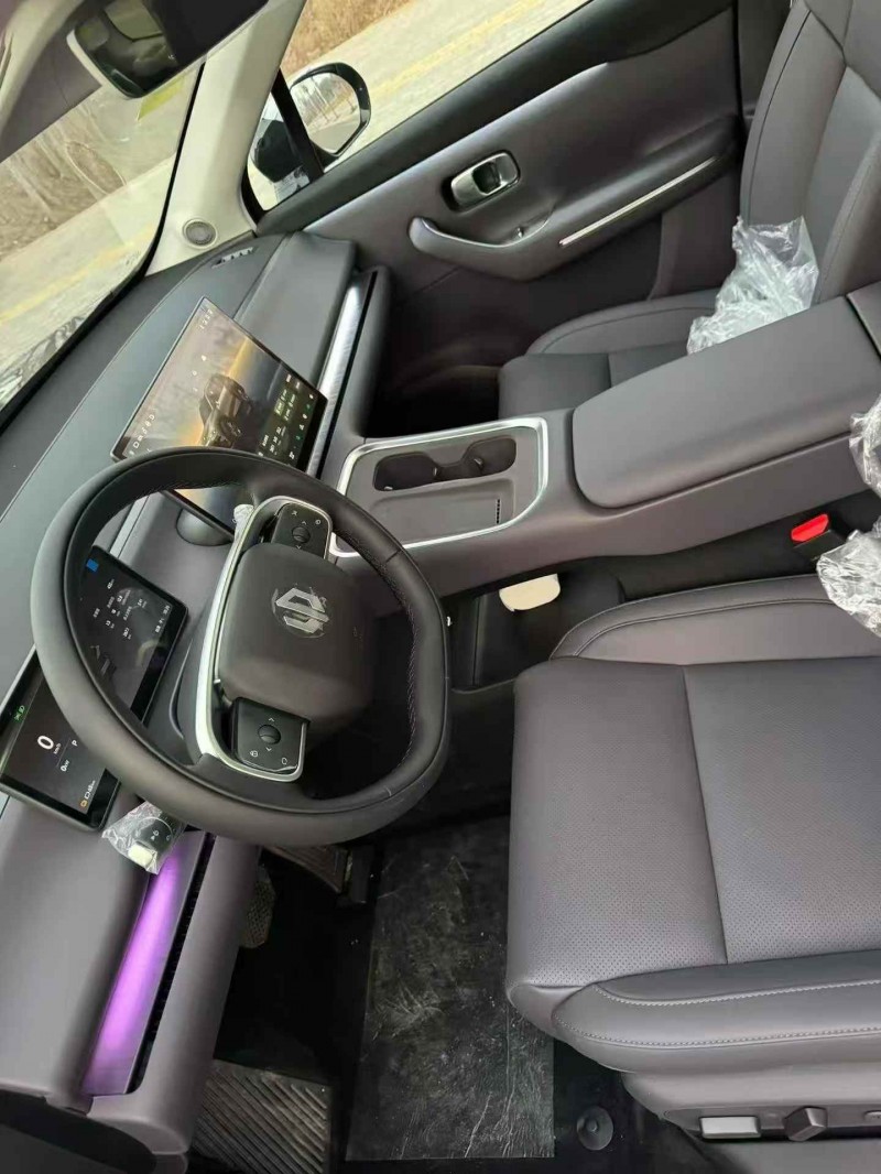 天津26年零跑汽车C164