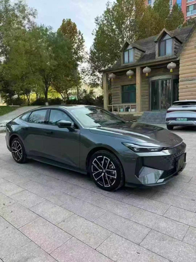 邢台25年长安汽车UNI3