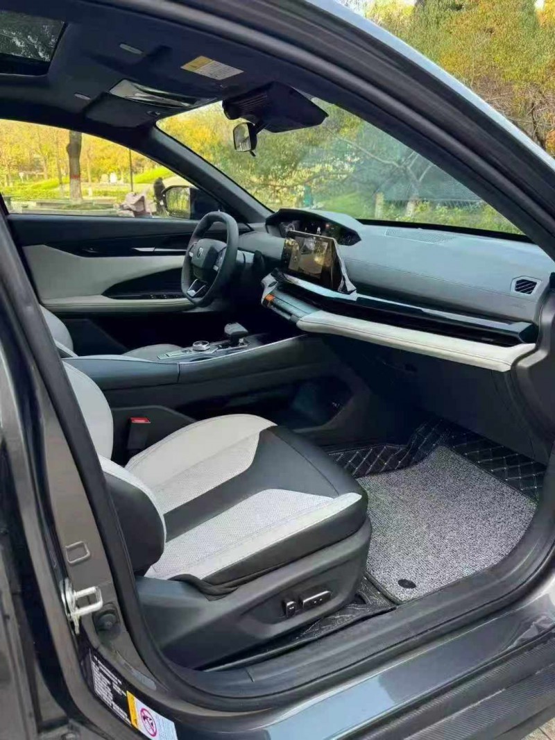 邢台25年长安汽车UNI6