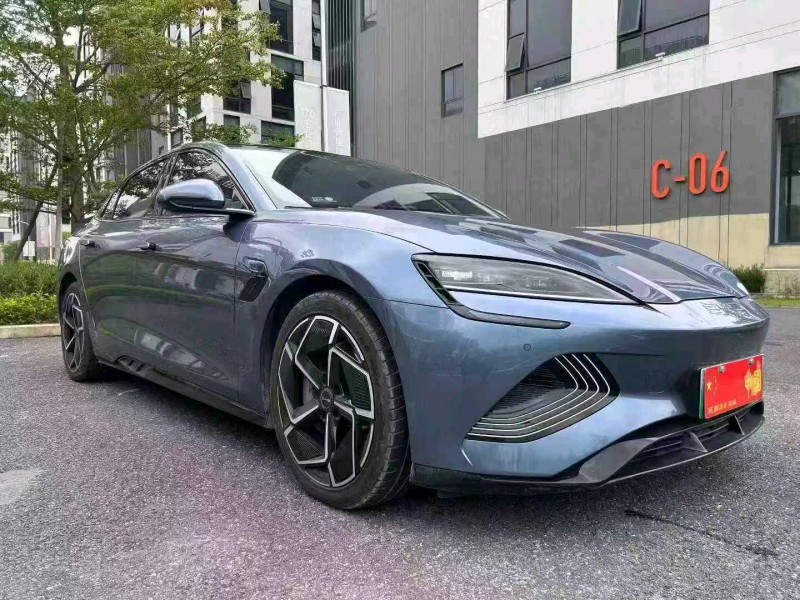 广州22年比亚迪海豹2