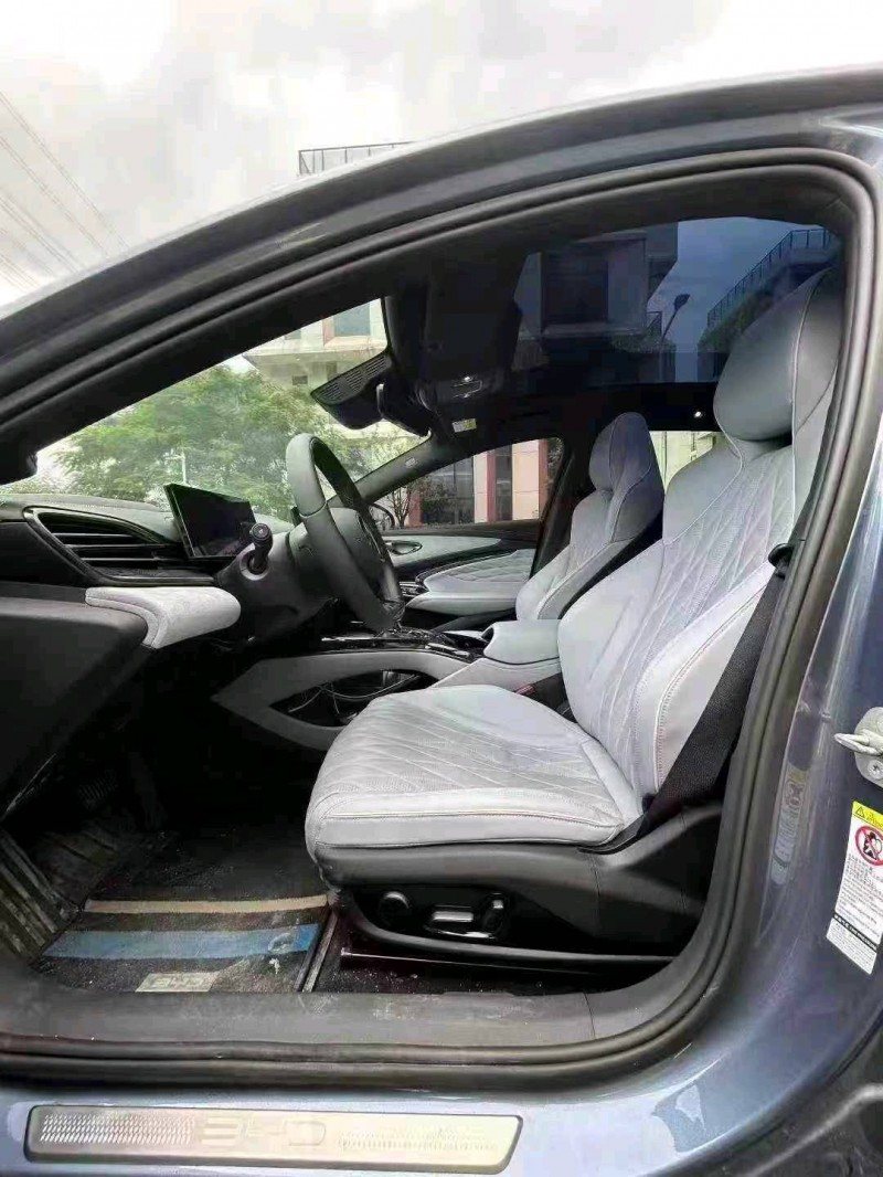 广州22年比亚迪海豹5