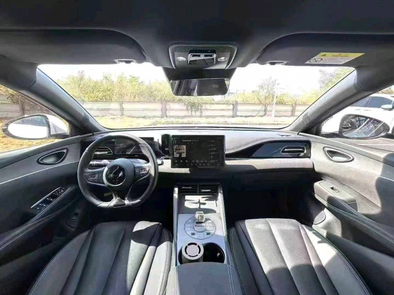 广州24年比亚迪海豹4