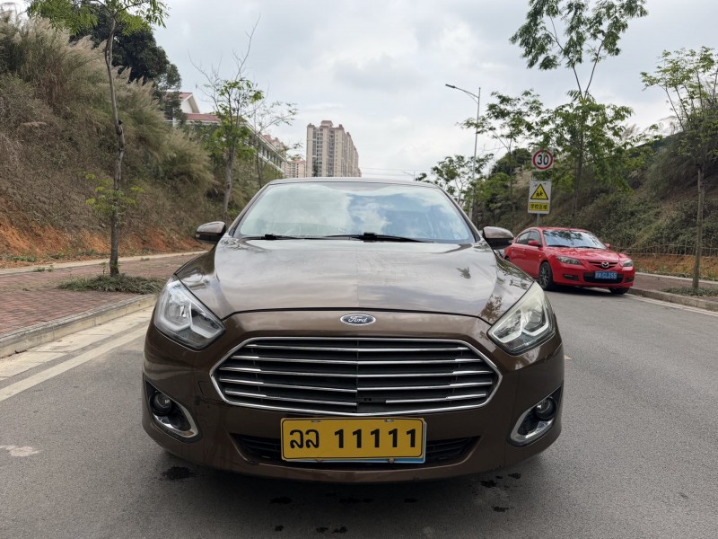 南宁16年福特福睿斯1