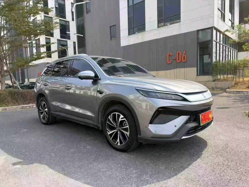 廣州25年比亞迪思銳2