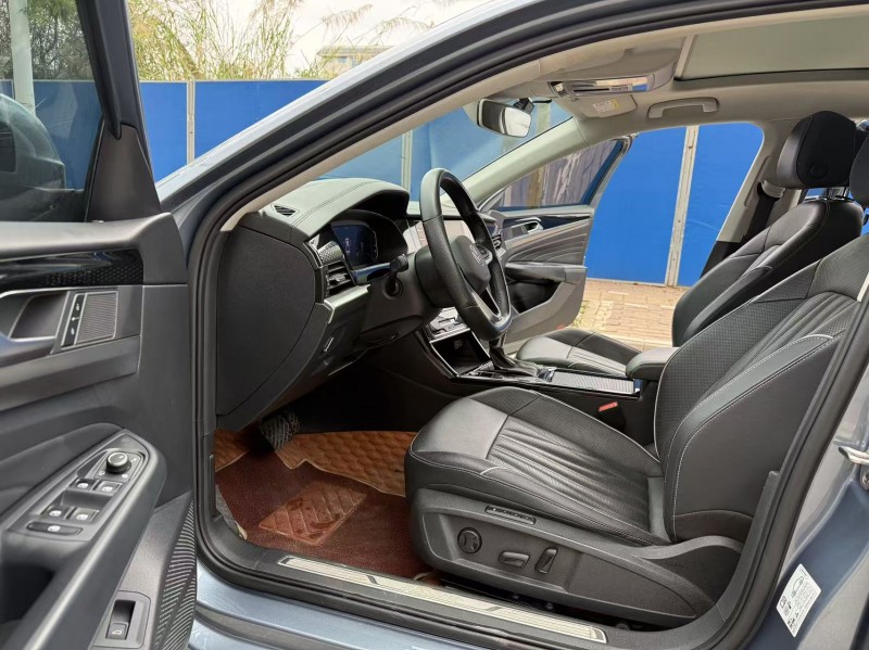 南宁21年大众帕萨特4