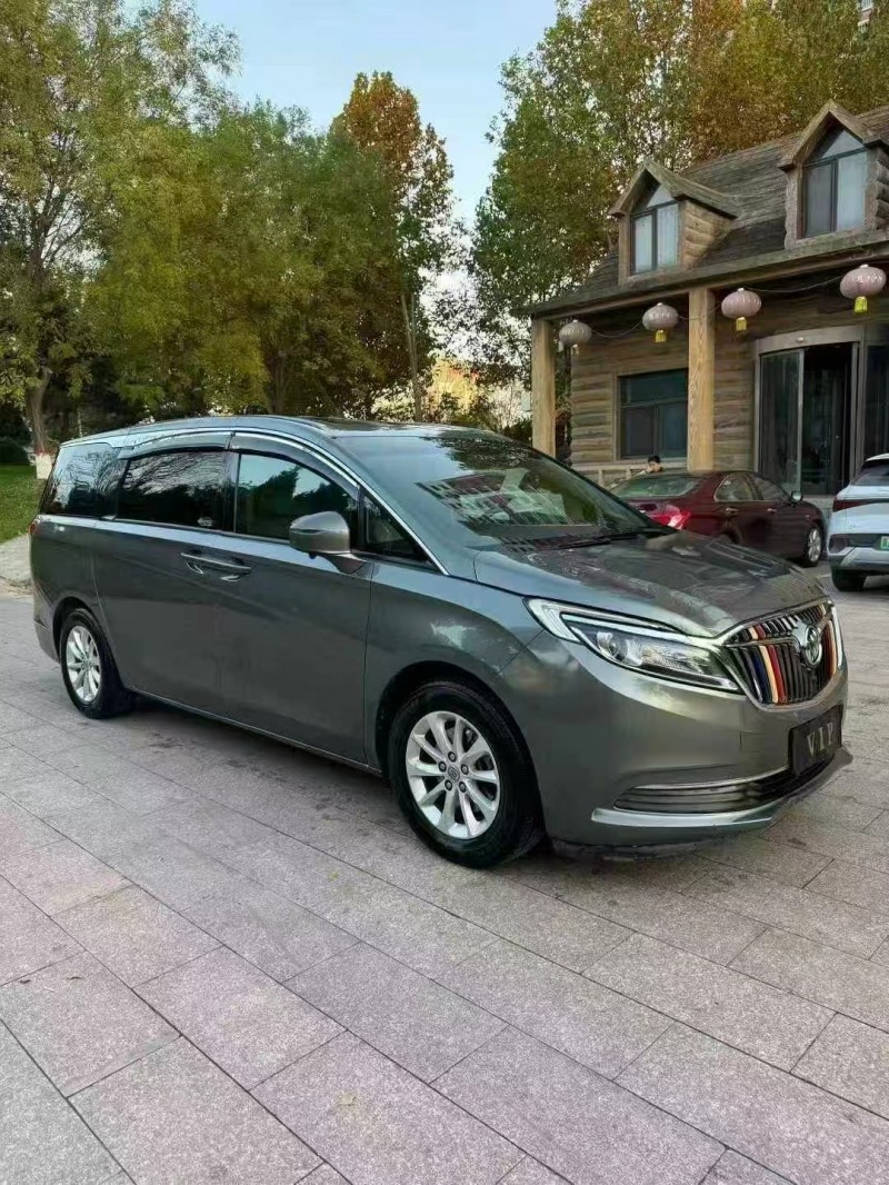 邢臺17年別克GL83