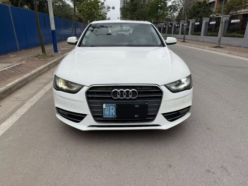 南寧14年奧迪A4L1