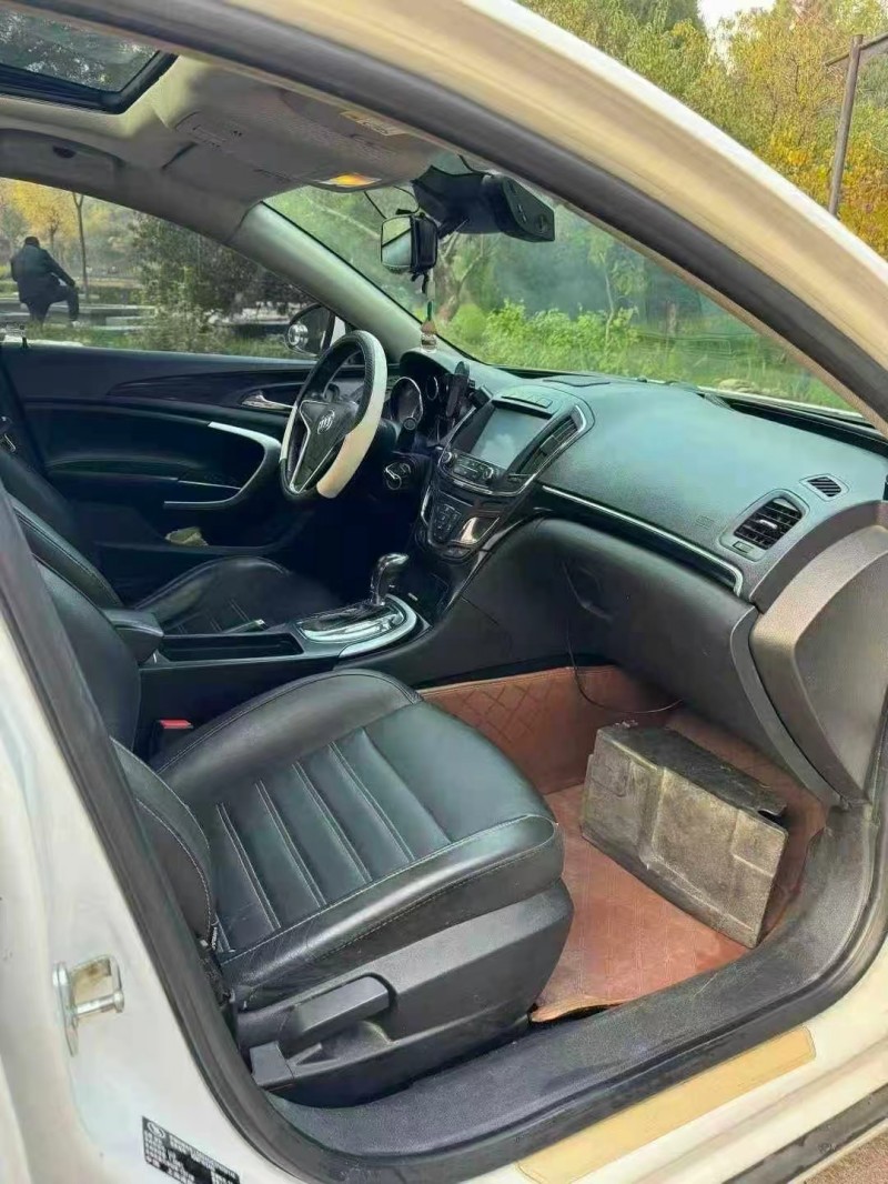 邢台15年别克君威6